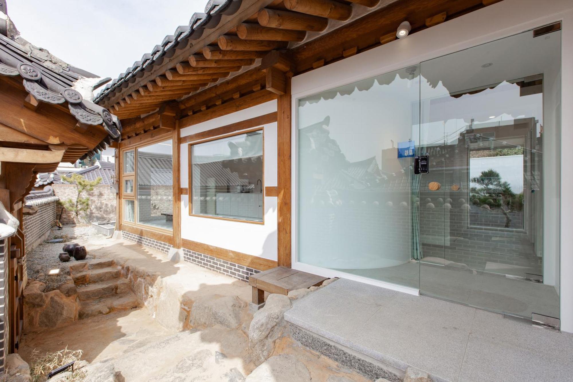 Cheong-Yeon, The Korean Traditional House Hanok In Jeonju Hanok Village 外观 照片