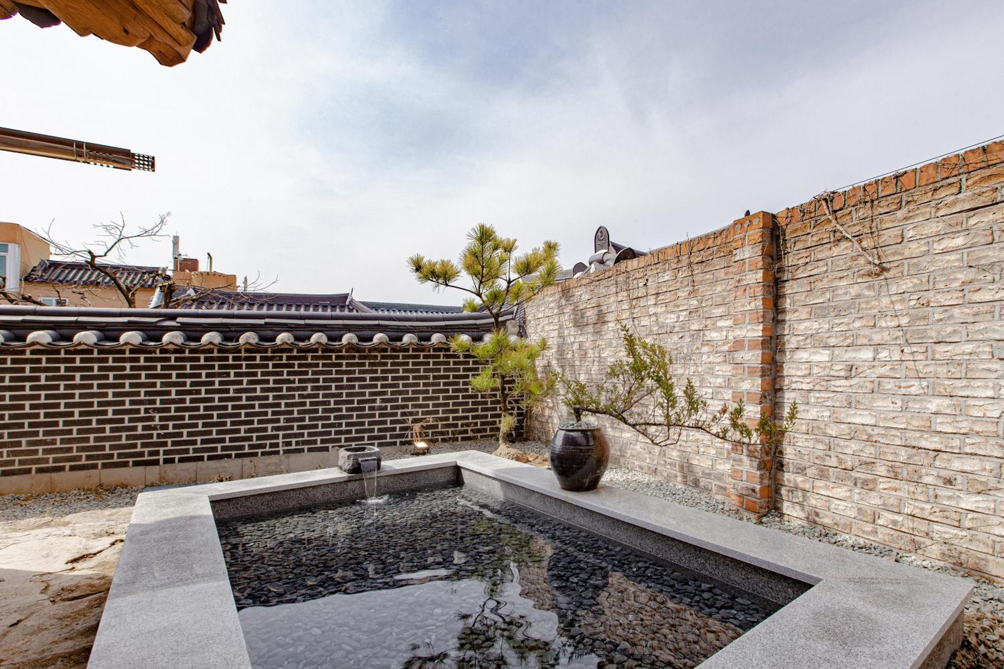 Cheong-Yeon, The Korean Traditional House Hanok In Jeonju Hanok Village 外观 照片